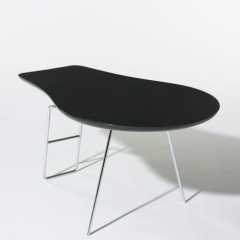 Eileen Gray Occasional table